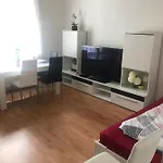 アパート Schoener Wohnen In Bei Berlin 2 *